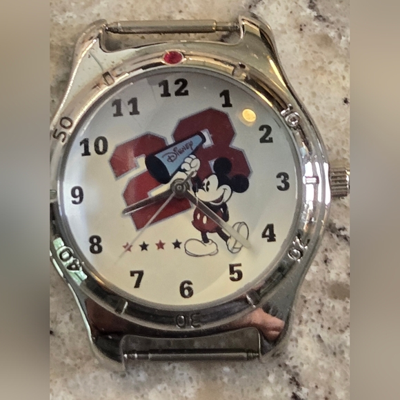 Extremely Rare Vtg Disney Mickey Mouse SEIKO watch, MU0898, Japan Movt - Picture 1 of 2